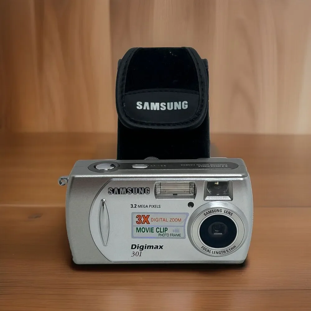 Samsung Digimax 301‎ Digital Camera 3.2 Megapixel 3X Zoom - Tested Works - MINT